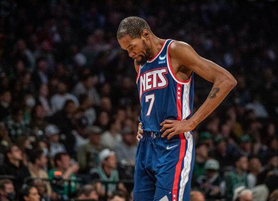 8868体育手机版-杜兰特社媒继续与黑子对线 心态崩盘做出退网决定